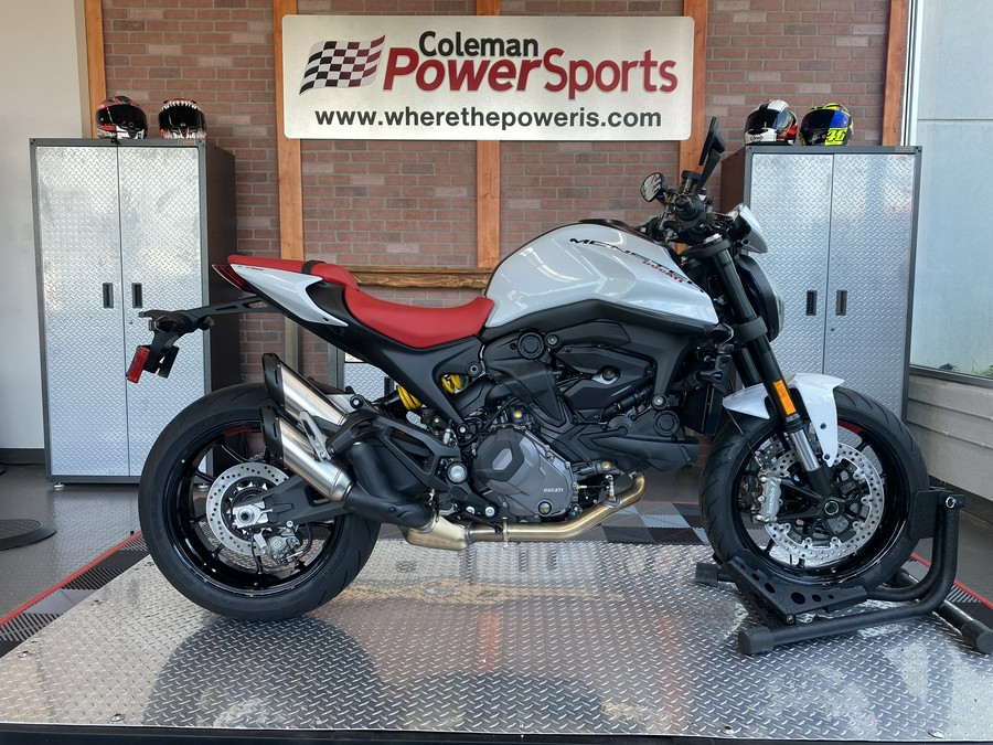 2024 Ducati Monster Plus