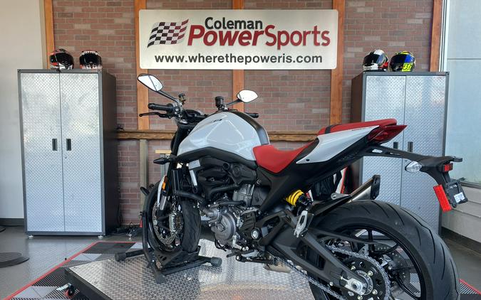 2024 Ducati Monster Plus