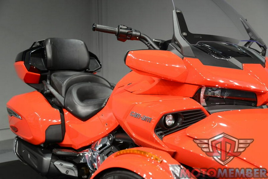 2022 Can-Am® Spyder F3 Limited Chrome Wheels