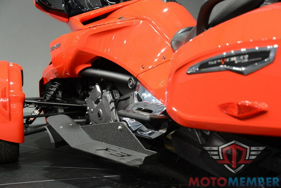 2022 Can-Am® Spyder F3 Limited Chrome Wheels