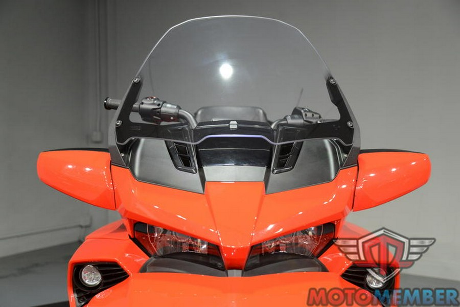 2022 Can-Am® Spyder F3 Limited Chrome Wheels