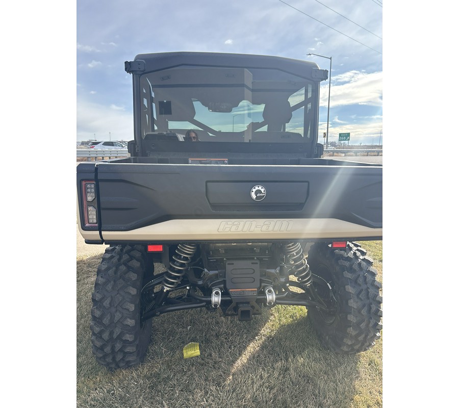 2026 Can-Am Defender Limited HD11