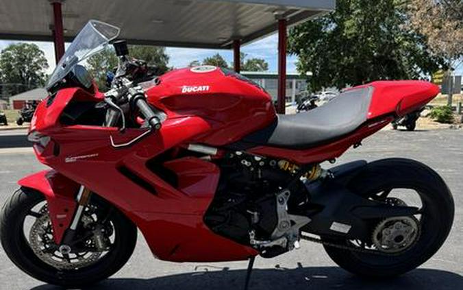 2023 Ducati SuperSport 950 Ducati Red