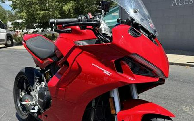 2023 Ducati SuperSport 950 Ducati Red