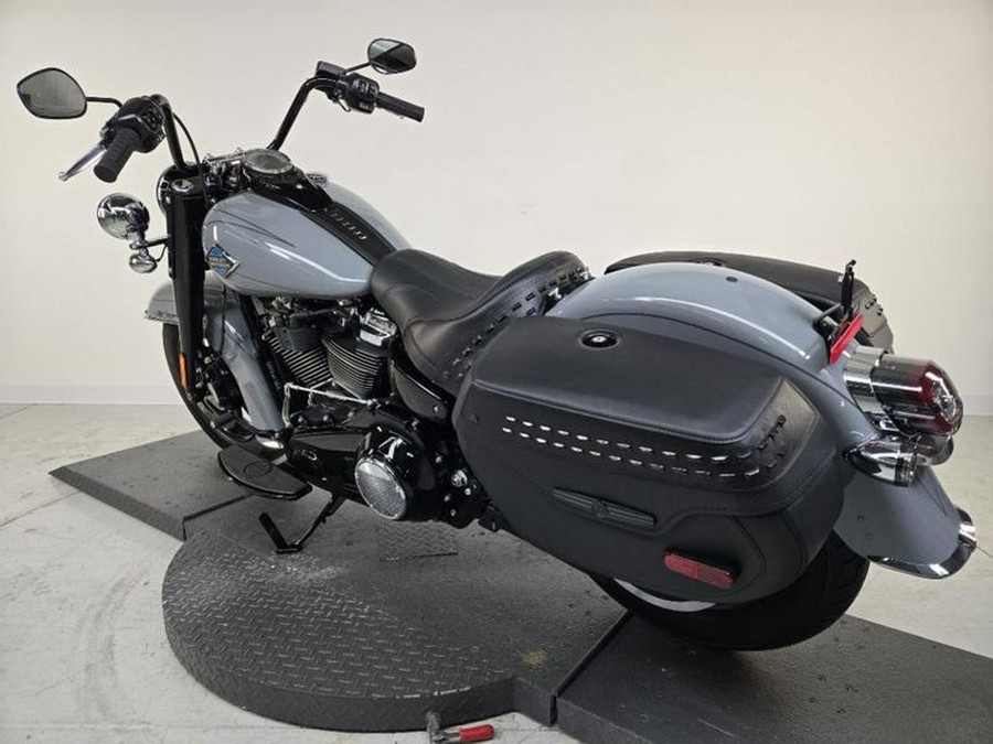 2026 Harley-Davidson® FLHC - Heritage Classic