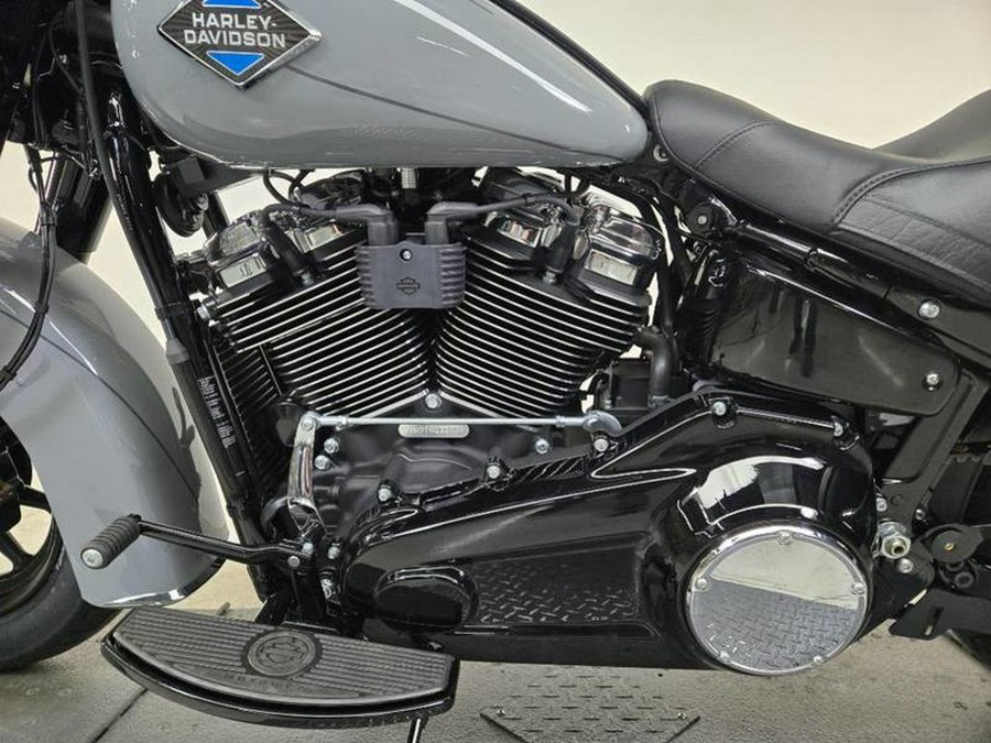 2026 Harley-Davidson® FLHC - Heritage Classic