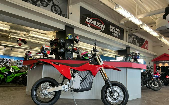 2026 VARG SM 80 HP - Stark Future