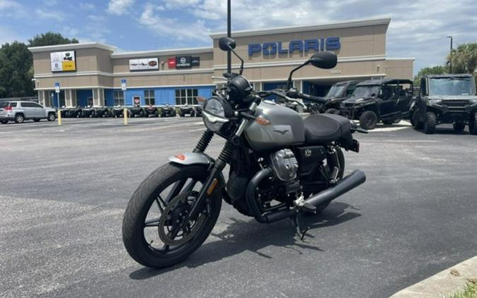 2024 Moto Guzzi V7 Stone