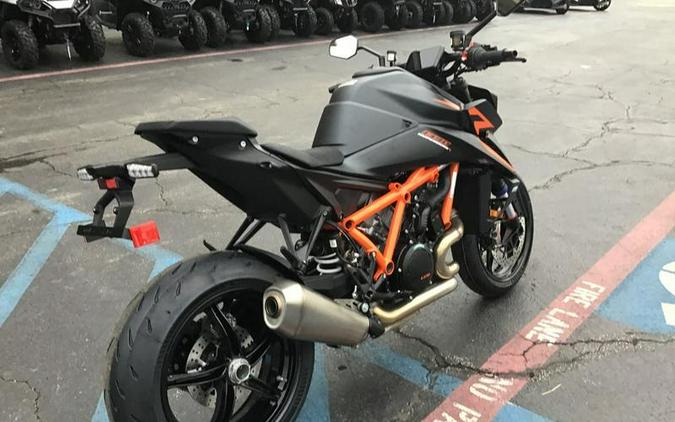 2026 KTM 1390 SUPER DUKE R