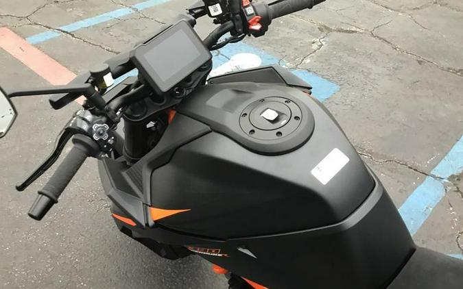 2026 KTM 1390 SUPER DUKE R