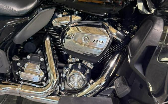 2022 Harley-Davidson Road Glide Limited BLACK 667255P