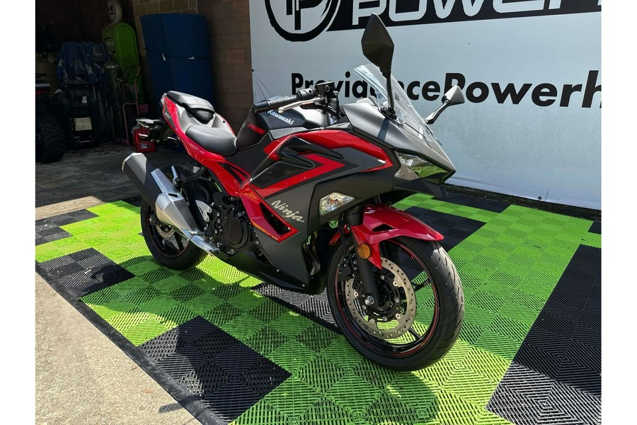 2025 Kawasaki Ninja 500 ABS