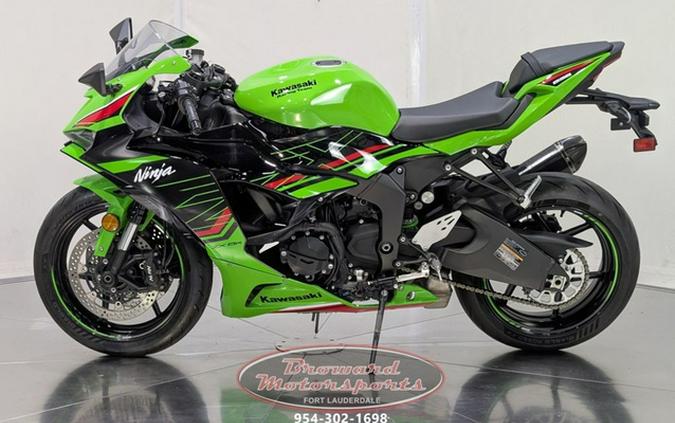 2024 Kawasaki Ninja ZX-6R Metallic Flat Spark Black/Ebony