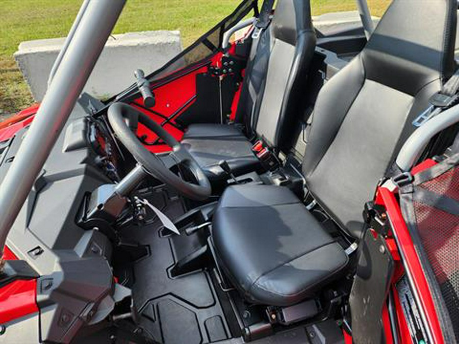 2026 Polaris RZR 200 EFI