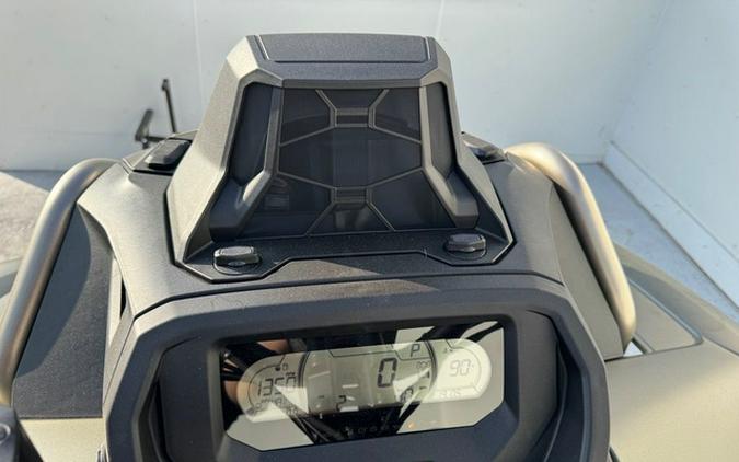 2026 Can-Am Outlander X mr 1000R Granite Grey