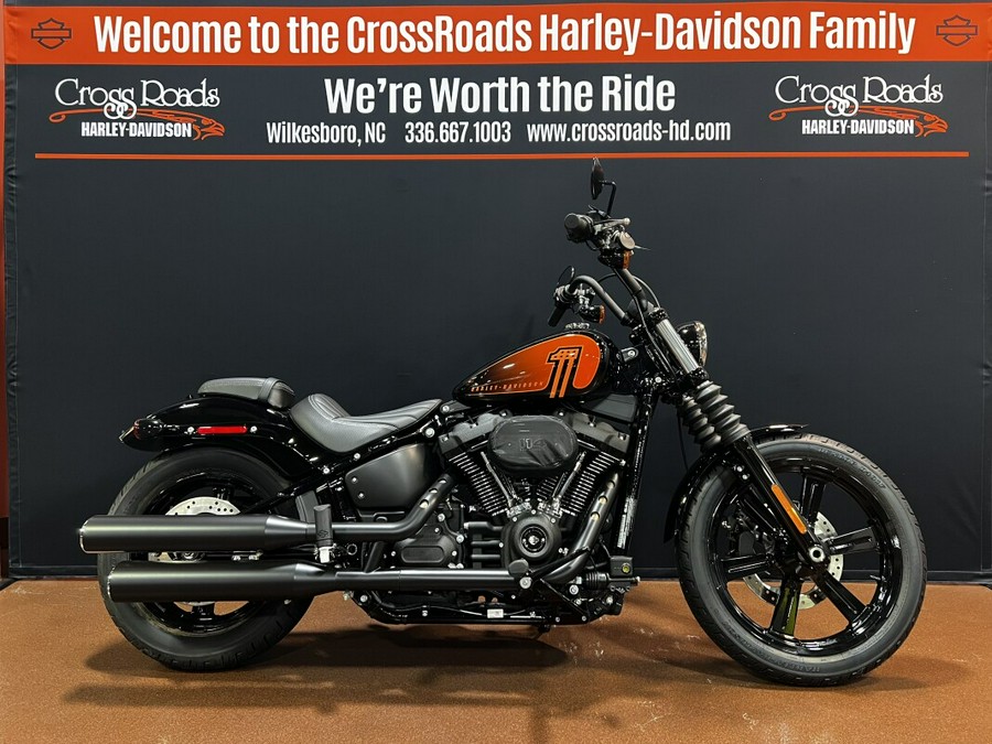 2023 Harley-Davidson Street Bob 114 Vivid Black