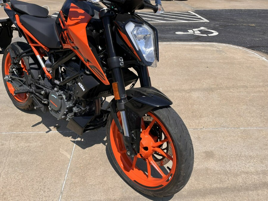 2020 KTM Duke 200