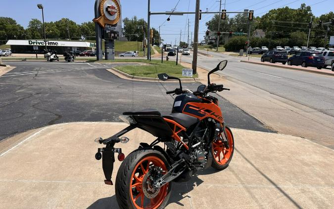 2020 KTM Duke 200