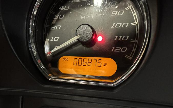 2020 Harley-Davidson® Tri Glide® Ultra River Rock Gray/Vivid Black FLHTCUTG