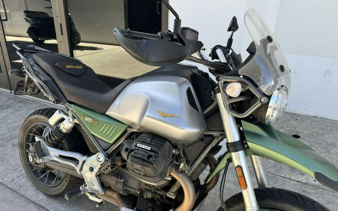 2022 Moto Guzzi V85 TT Centenario E5
