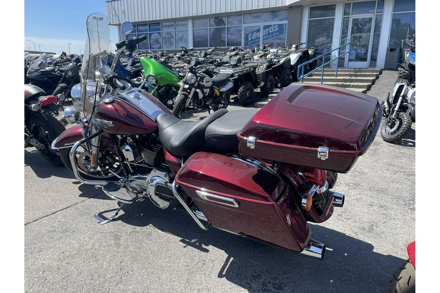 2014 Harley-Davidson® Road King® Base