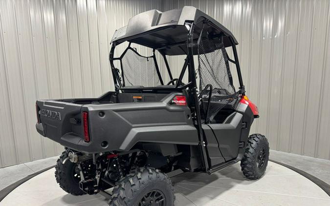 2026 Honda Pioneer 700 Deluxe