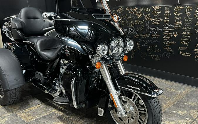 FLHTCUTG 2023 Tri Glide® Ultra