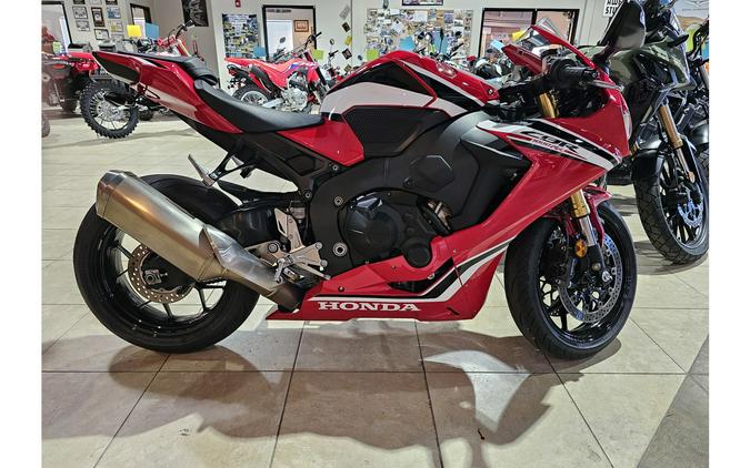 2021 Honda CBR1000RR Base