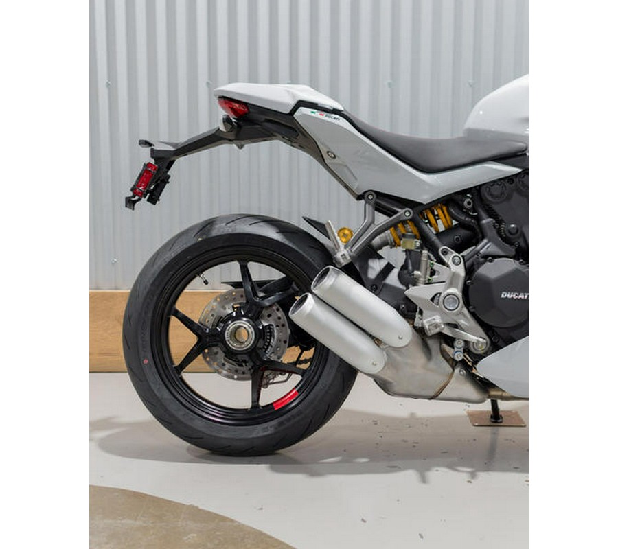 2024 Ducati Supersport 950 S White Stripe