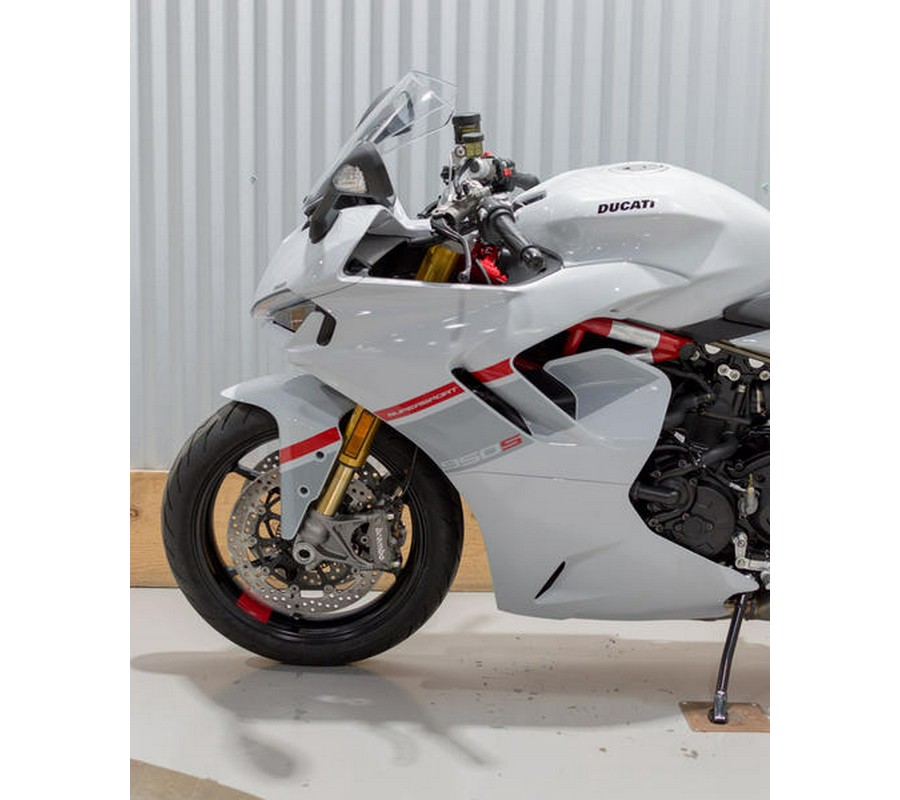 2024 Ducati Supersport 950 S White Stripe