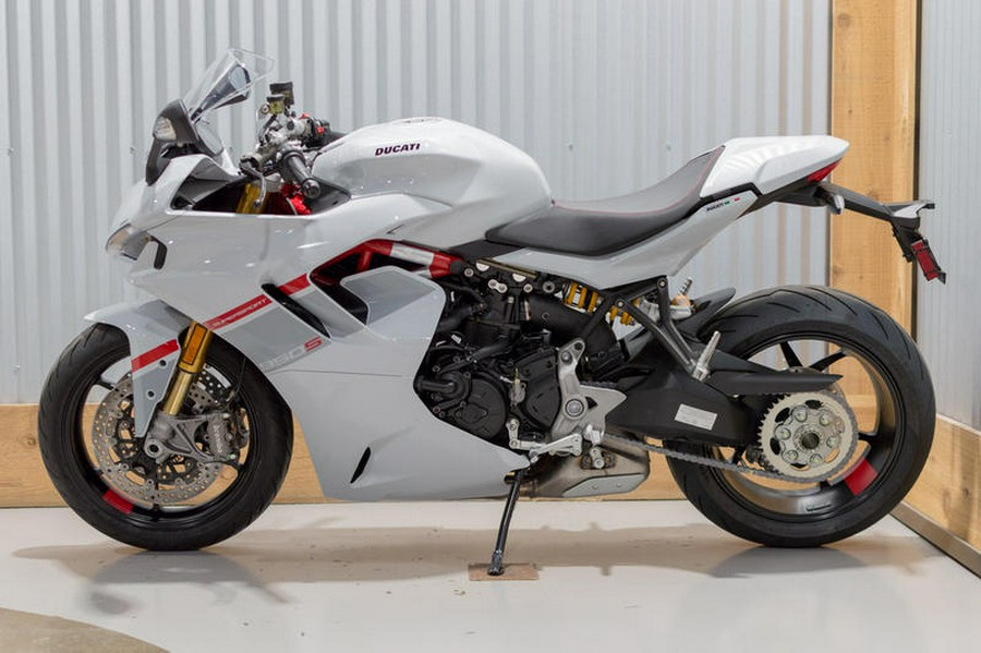 2024 Ducati Supersport 950 S White Stripe