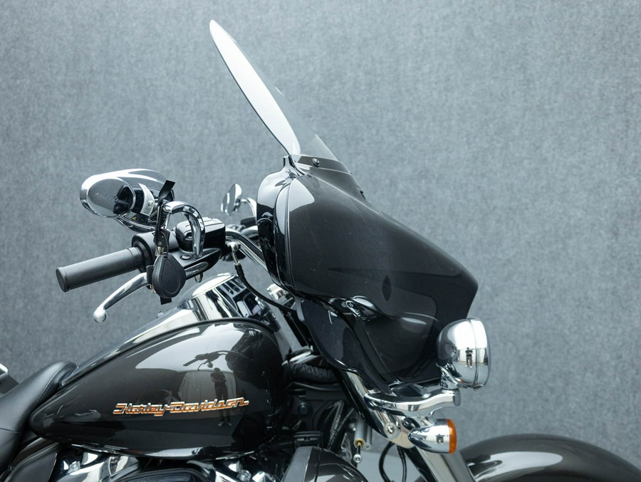 2019 HARLEY DAVIDSON FLHTCUTG TRI GLIDE ULTRA TRIKE W/ABS