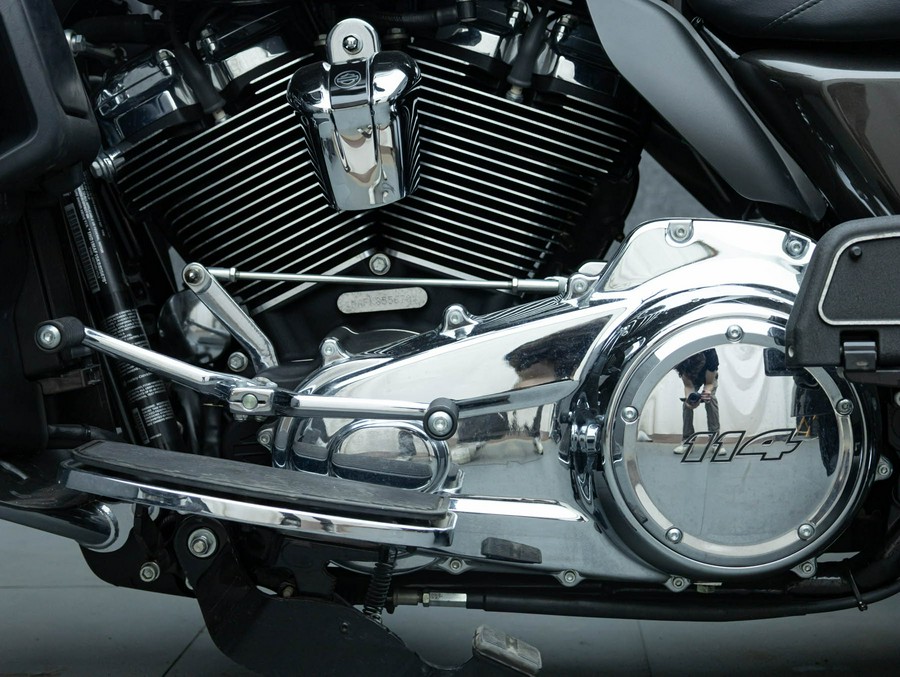 2019 HARLEY DAVIDSON FLHTCUTG TRI GLIDE ULTRA TRIKE W/ABS