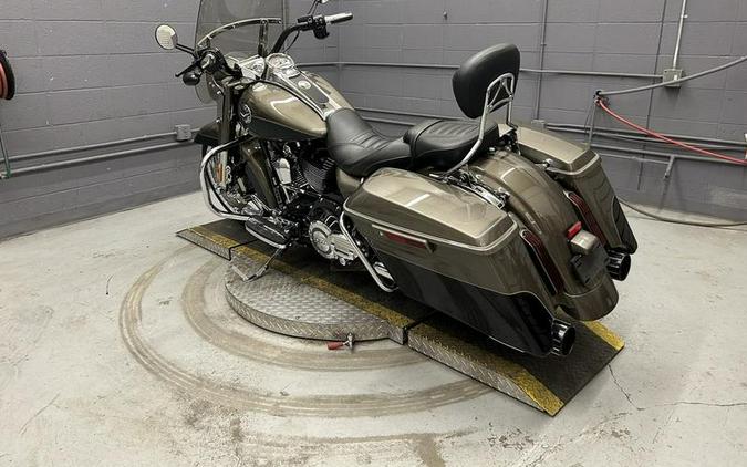 2014 Harley-Davidson® FLHRSE - CVO™ Road King®