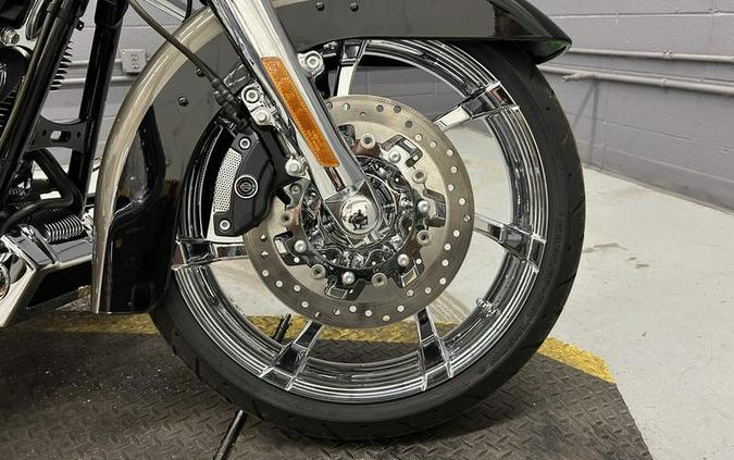 2014 Harley-Davidson® FLHRSE - CVO™ Road King®