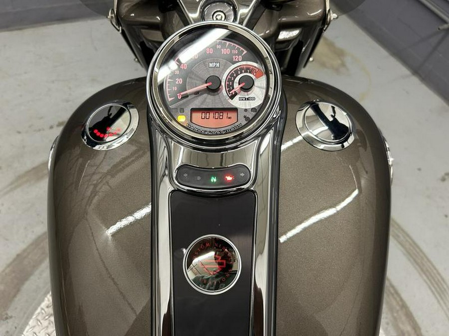 2014 Harley-Davidson® FLHRSE - CVO™ Road King®