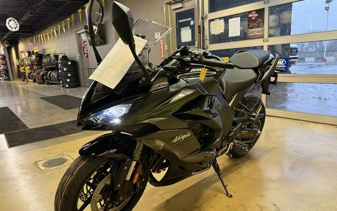 2025 Kawasaki Ninja 1100SX ABS