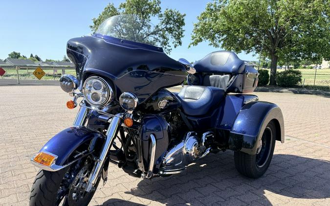 FLHTCUTG 2012 Tri Glide® Ultra Classic