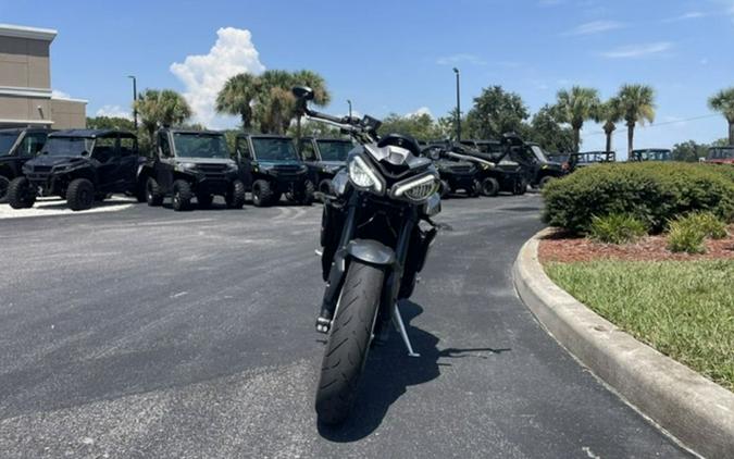 2024 Triumph Street Triple 765 R Silver Ice