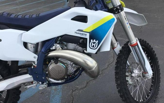2025 HUSQVARNA TC300
