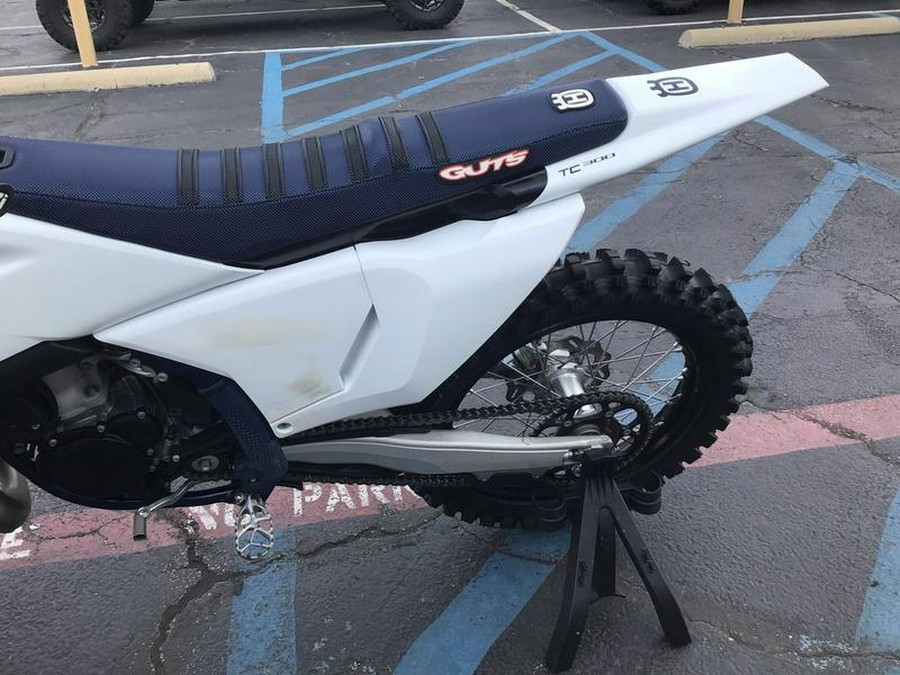2025 HUSQVARNA TC300