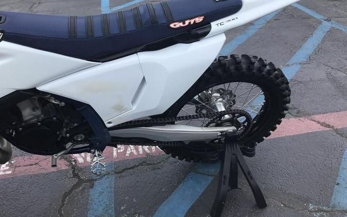 2025 HUSQVARNA TC300