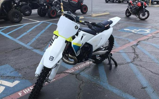 2025 HUSQVARNA TC300