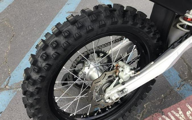 2025 HUSQVARNA TC300