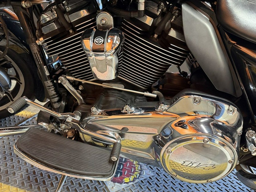 2021 Harley-Davidson Street Glide FLHX