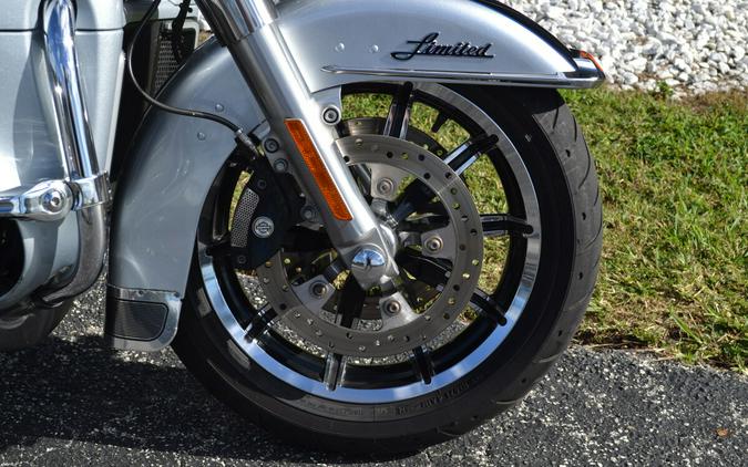 2019 Harley-Davidson® Ultra Limited - FLHTK