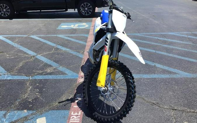 2027 HUSQVARNA TC 125