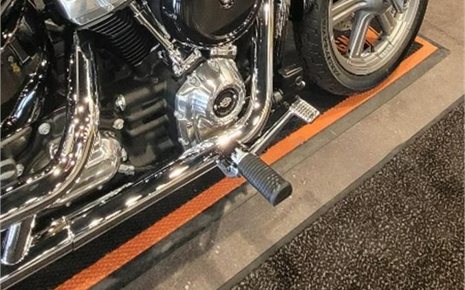 2023 Harley-Davidson Softail Standard