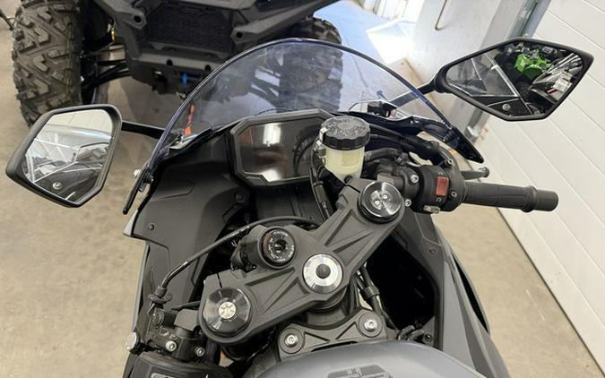 2025 Kawasaki Ninja ZX-6R ABS