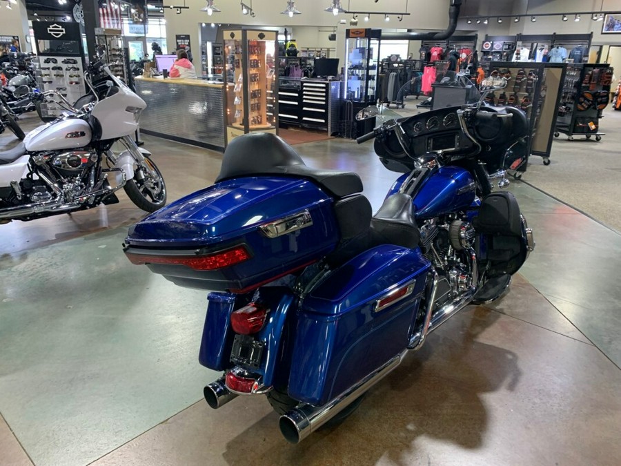 2016 Harley-Davidson Electra Glide Ultra Classic Superior Blue